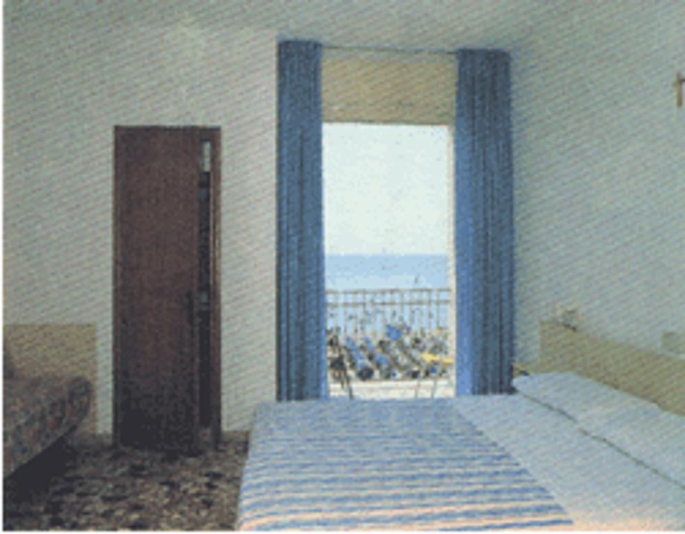 Hotel Playa E Mare Nostrum Caorle Zimmer foto