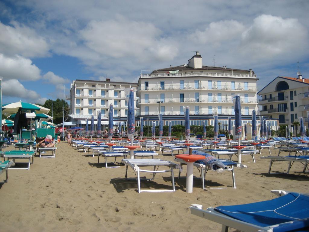 Hotel Playa E Mare Nostrum Caorle Exterior foto